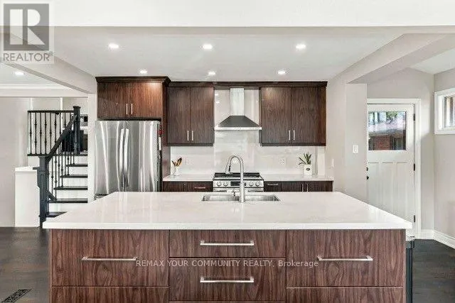 2 MUNHALL ROAD