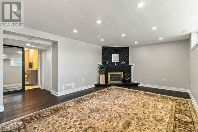 2 MUNHALL ROAD