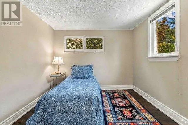 2 MUNHALL ROAD