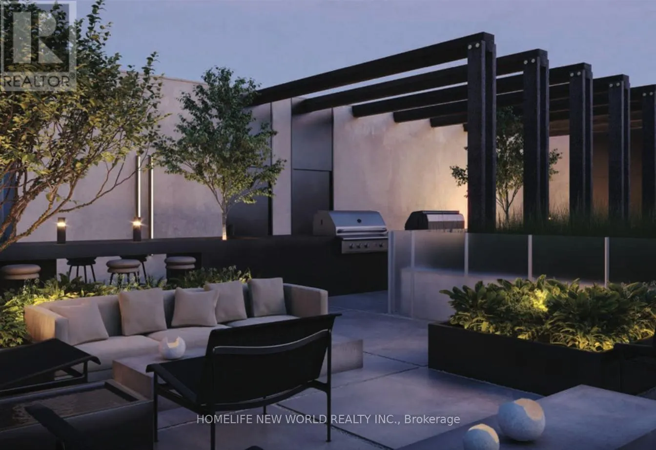 102 - 1 VINE AVENUE E