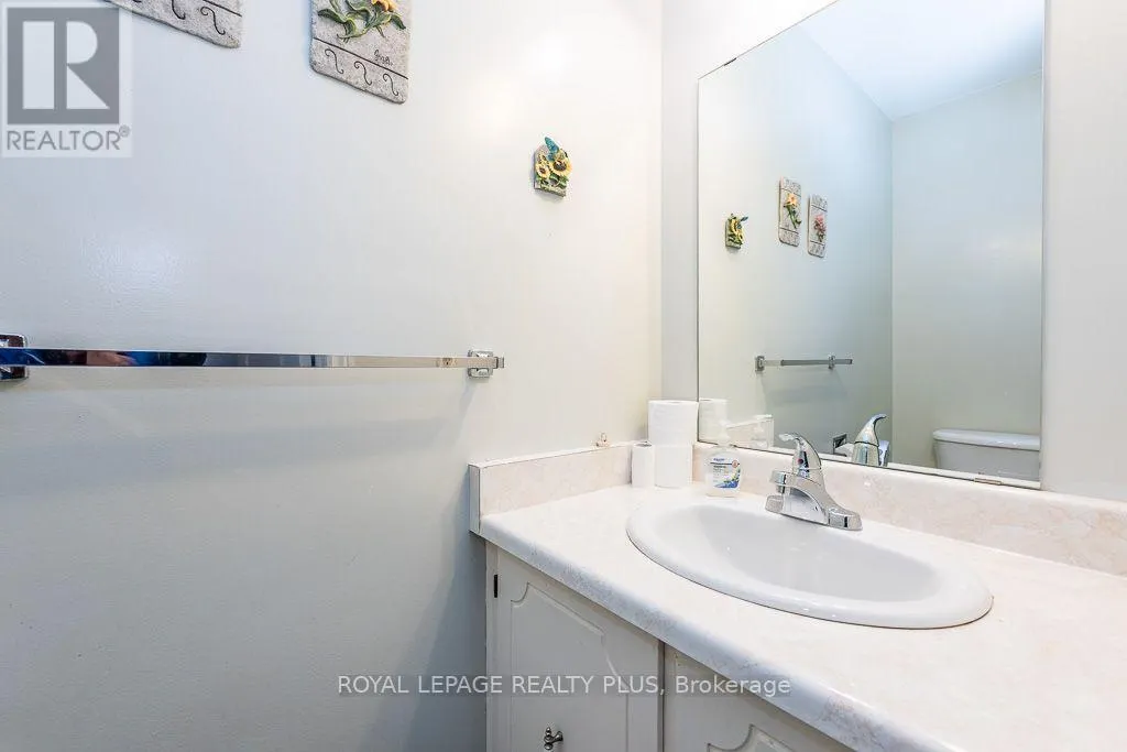 19 MACDOUGALL DRIVE