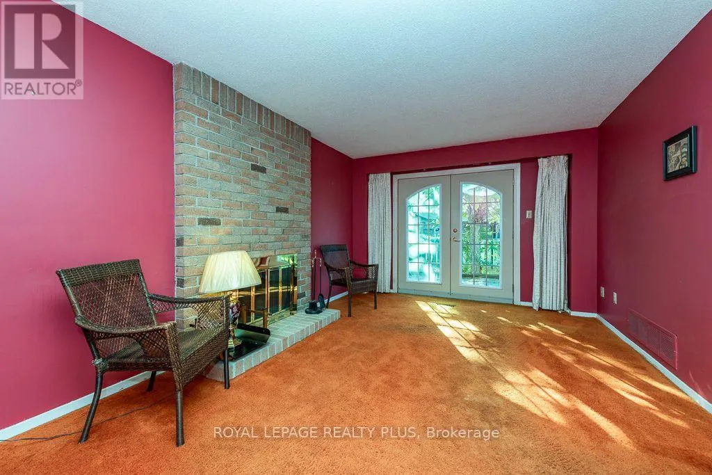19 MACDOUGALL DRIVE