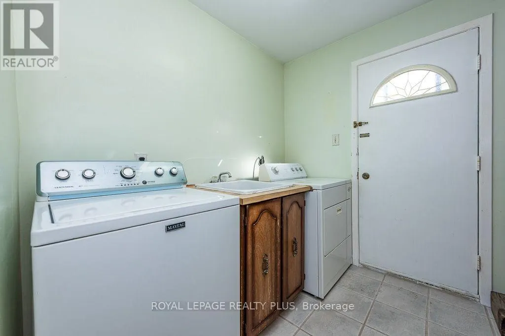 19 MACDOUGALL DRIVE