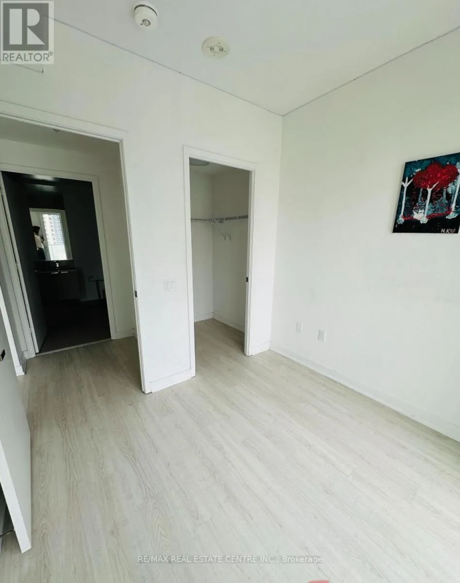511 - 3883 QUARTZ ROAD