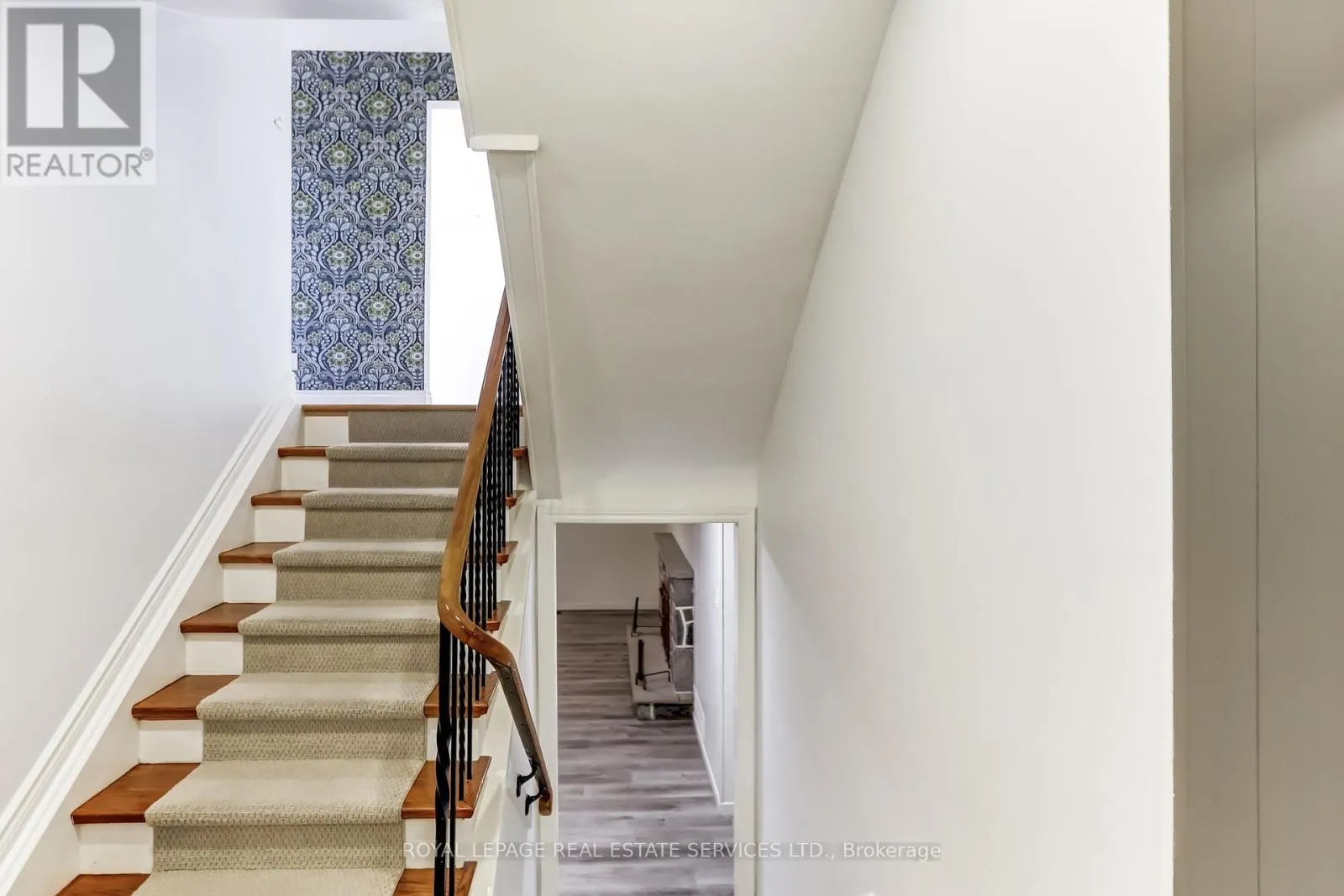 75 RAVENSBOURNE CRESCENT