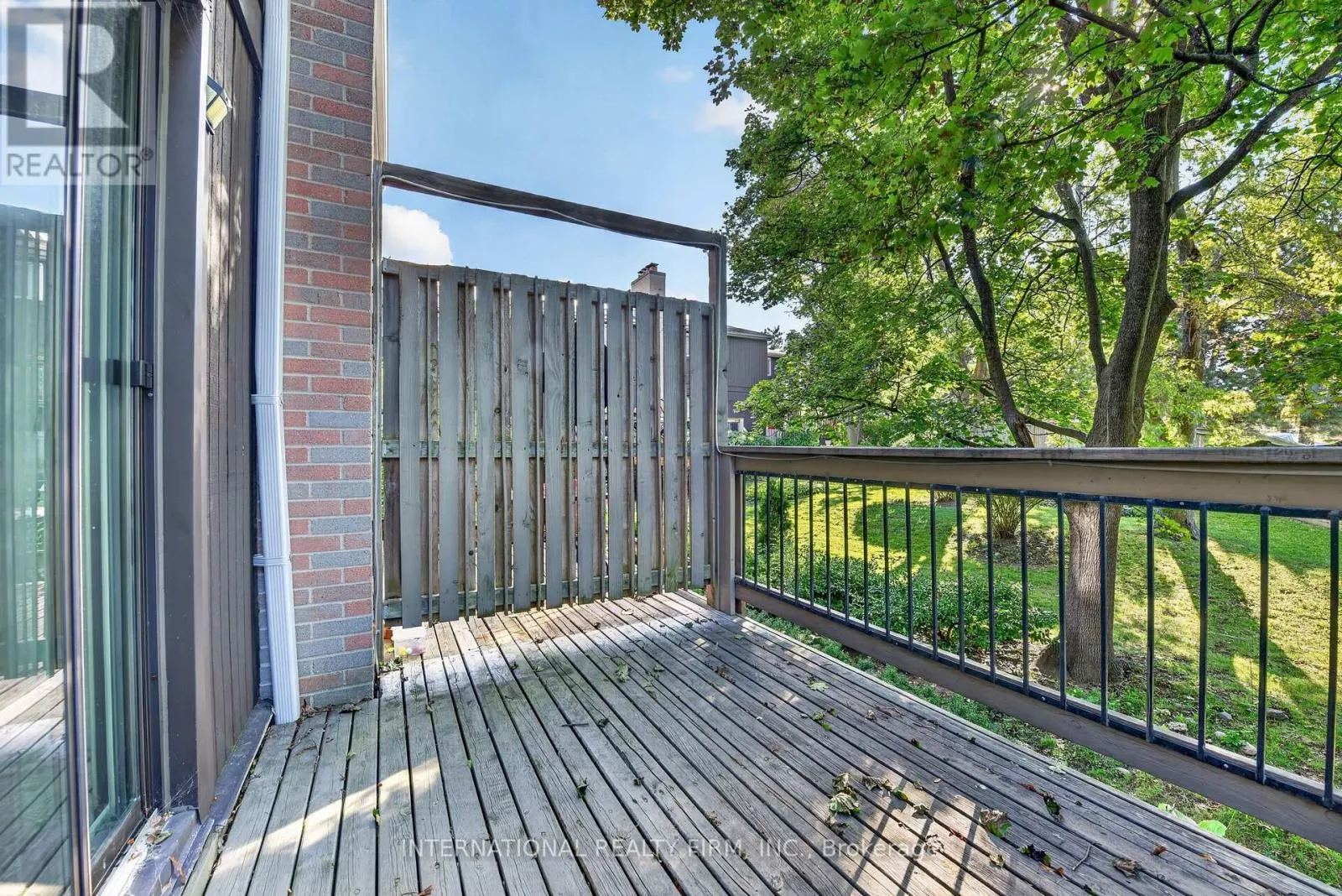 15 - 6855 GLEN ERIN DRIVE