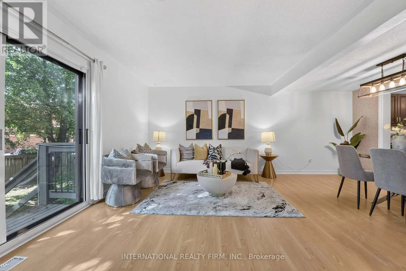 15 - 6855 GLEN ERIN DRIVE