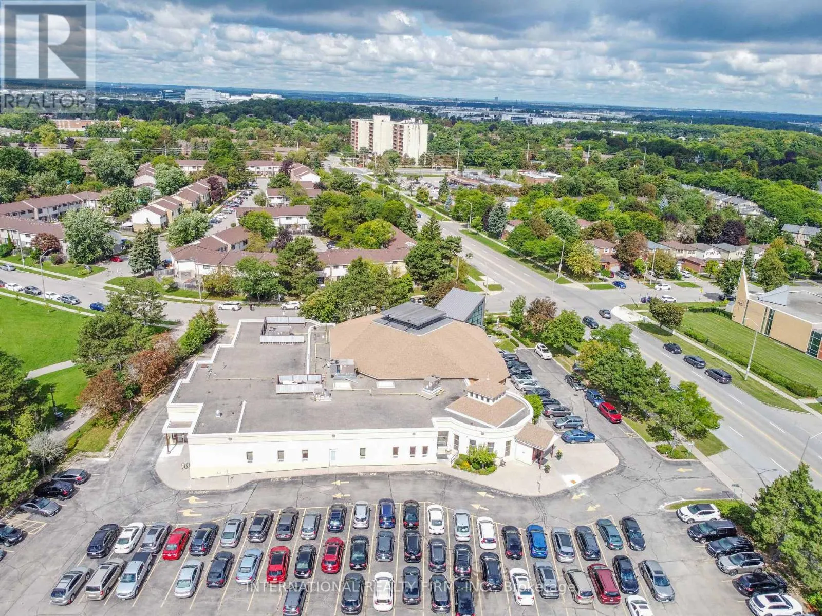 15 - 6855 GLEN ERIN DRIVE