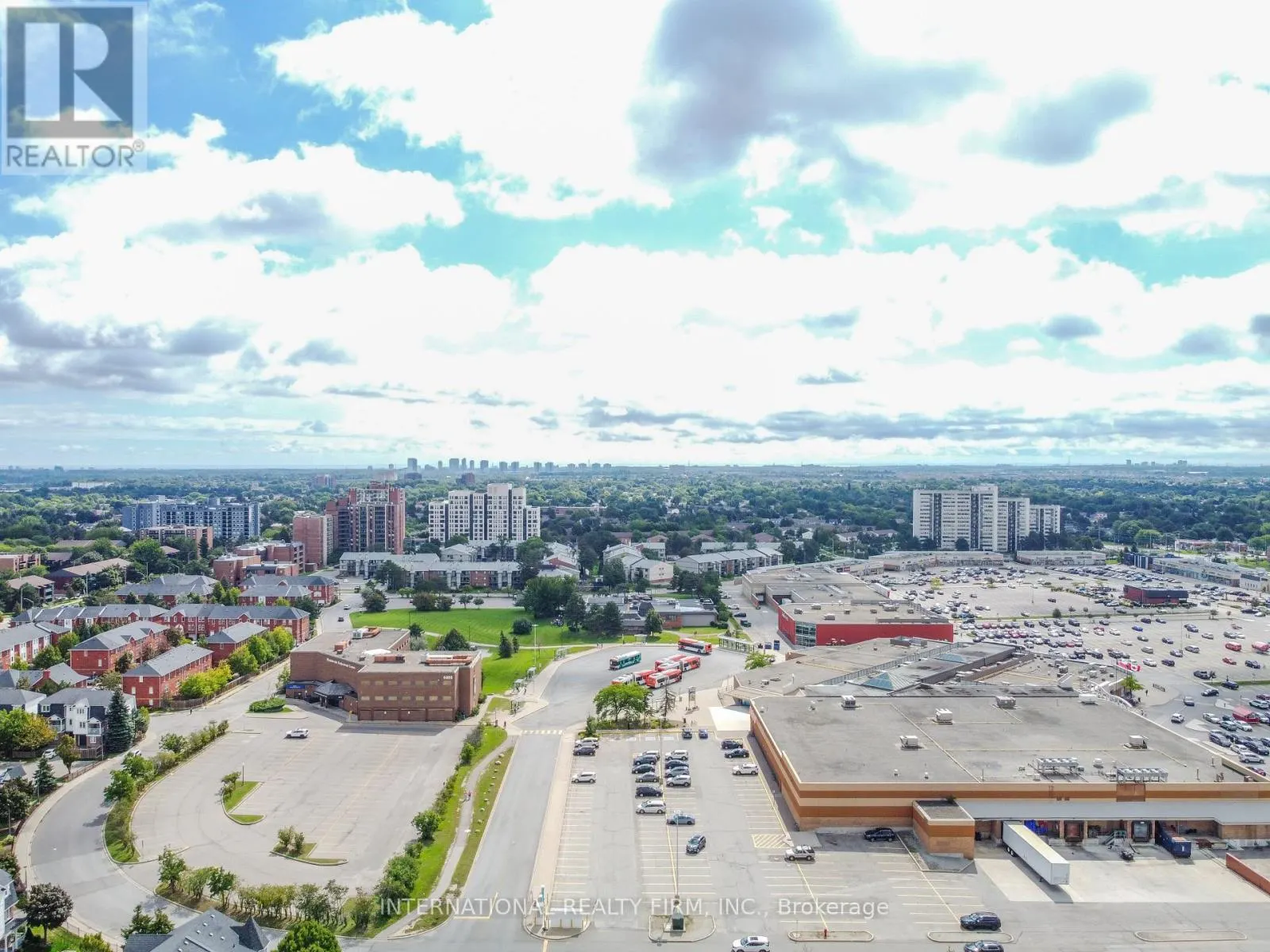 15 - 6855 GLEN ERIN DRIVE