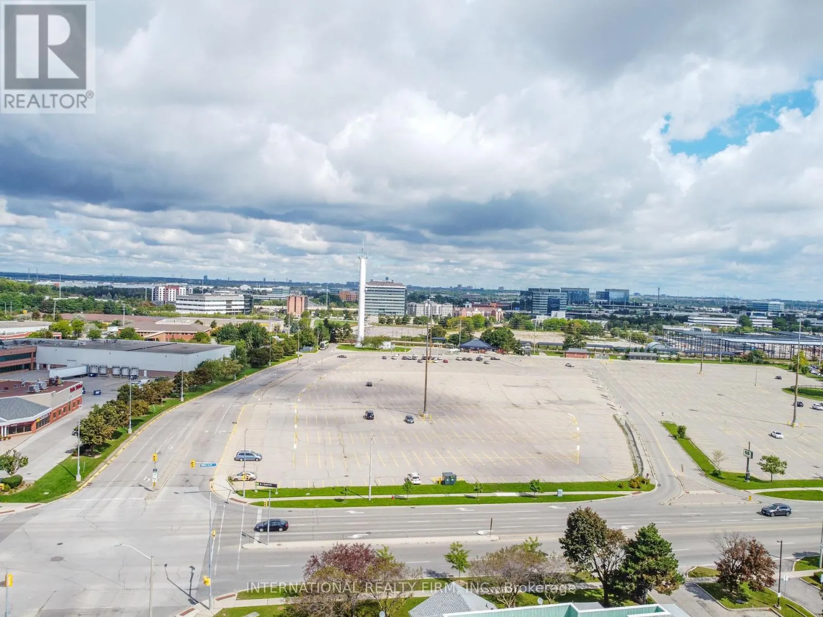 15 - 6855 GLEN ERIN DRIVE