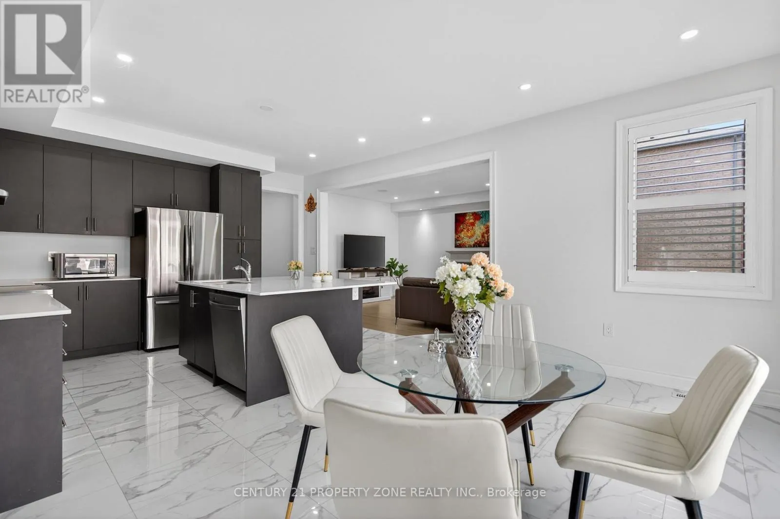 105 WALKER ROAD W