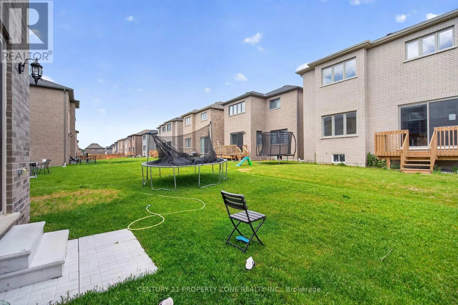105 WALKER ROAD W