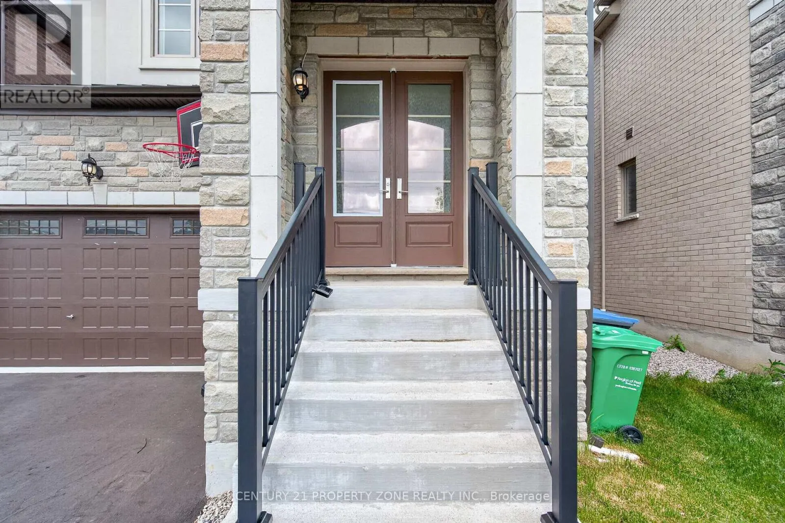 105 WALKER ROAD W