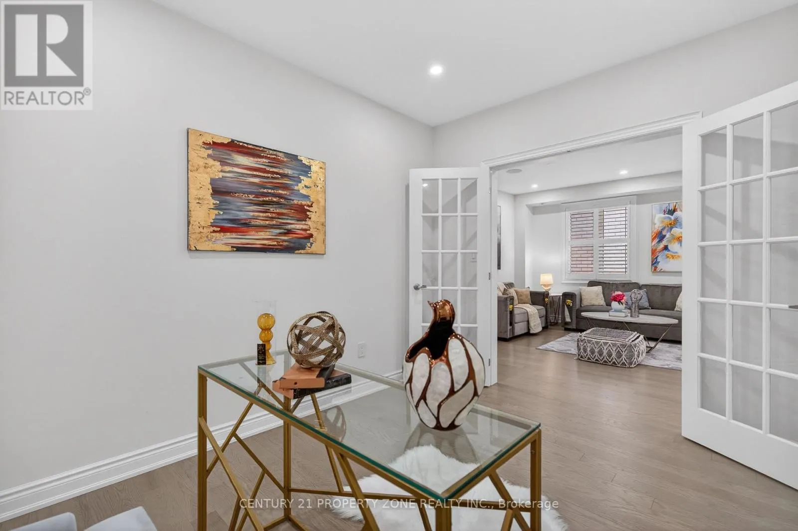 105 WALKER ROAD W