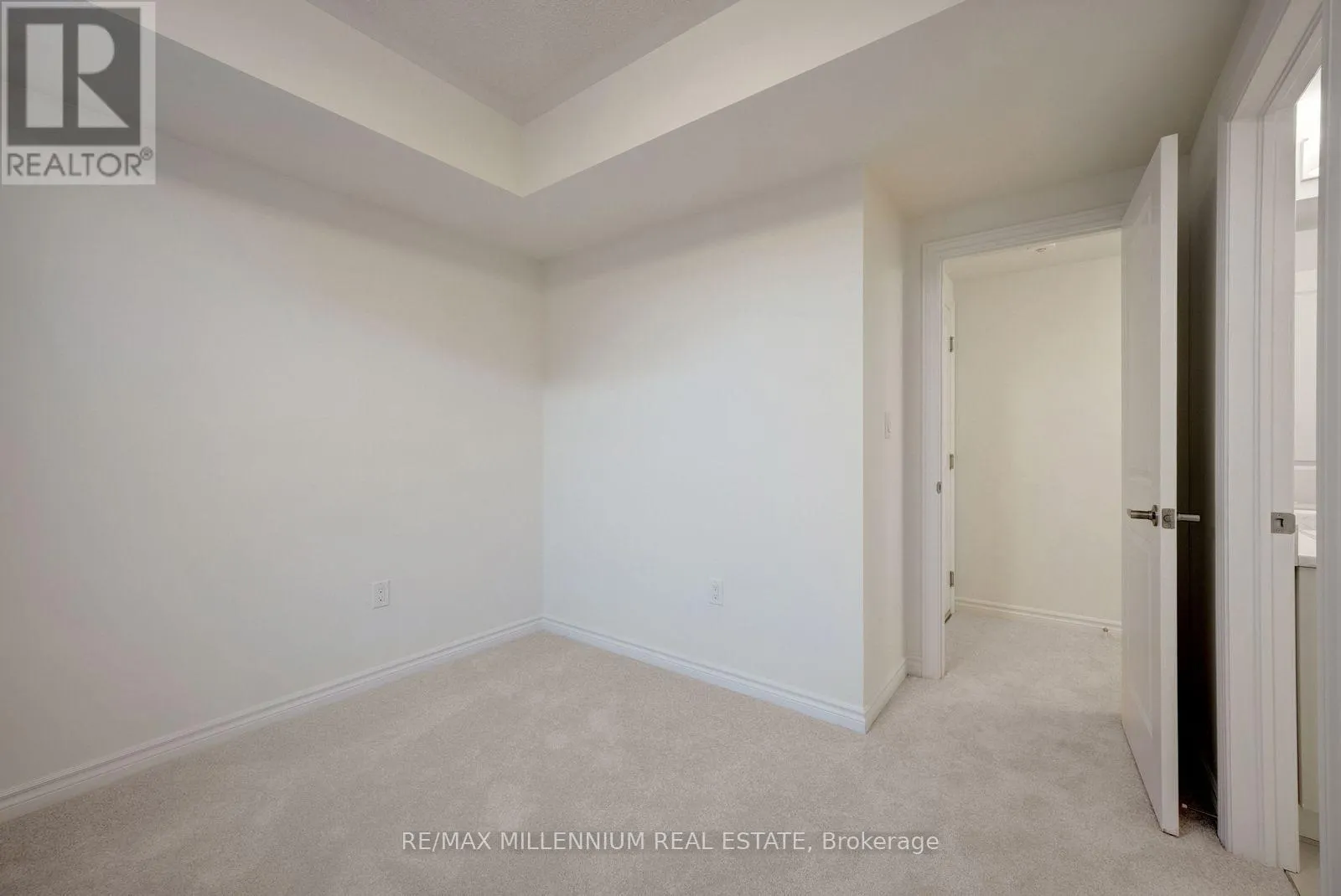 MAIN - 10 THORNBIRD CRESCENT
