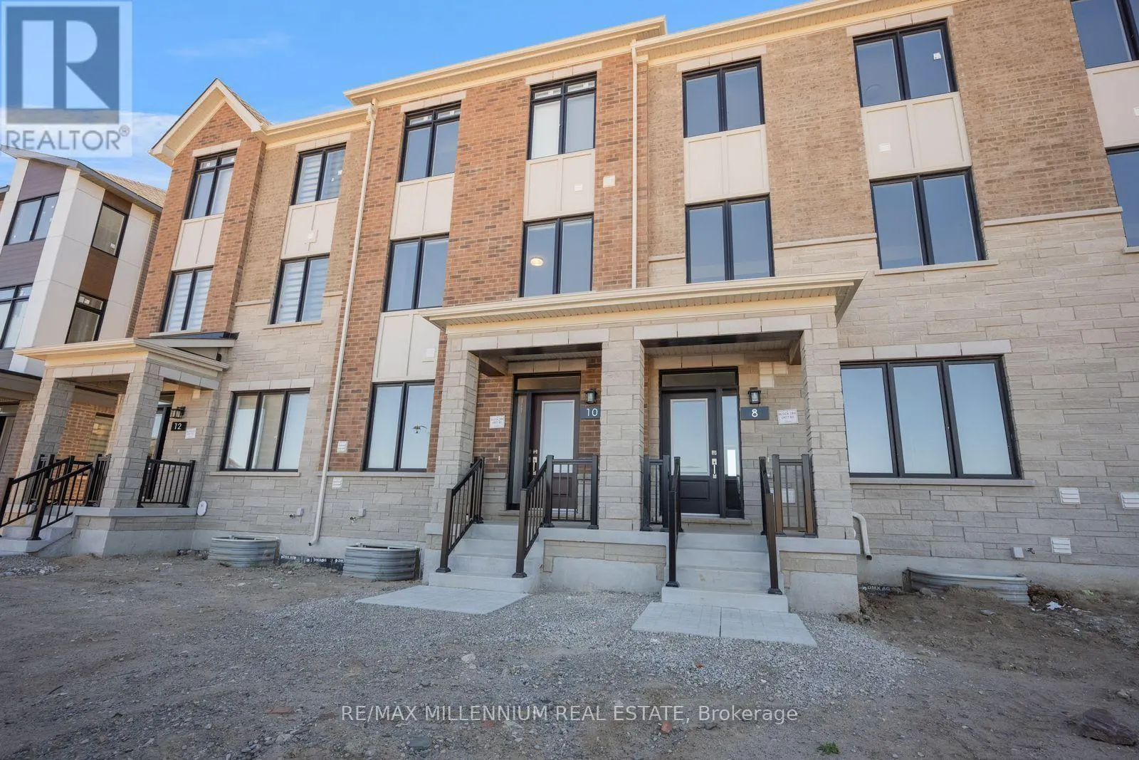 MAIN - 10 THORNBIRD CRESCENT