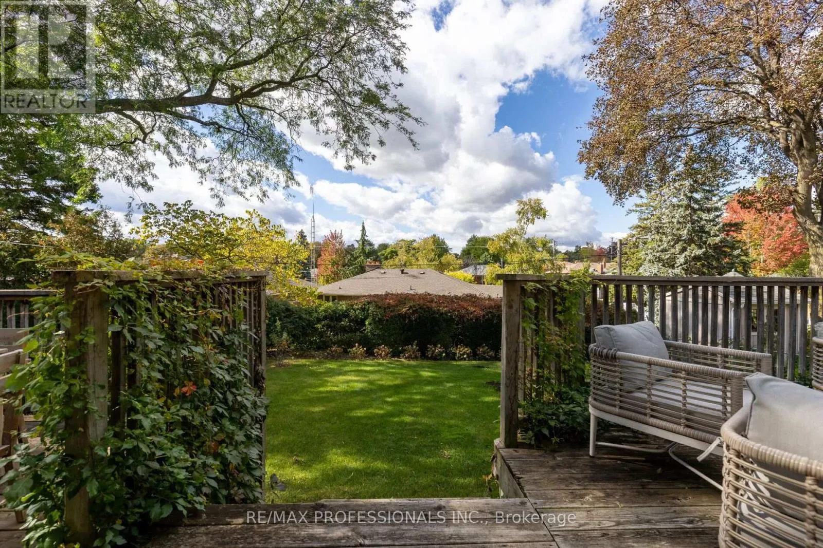 8 GLENN MURRAY DRIVE