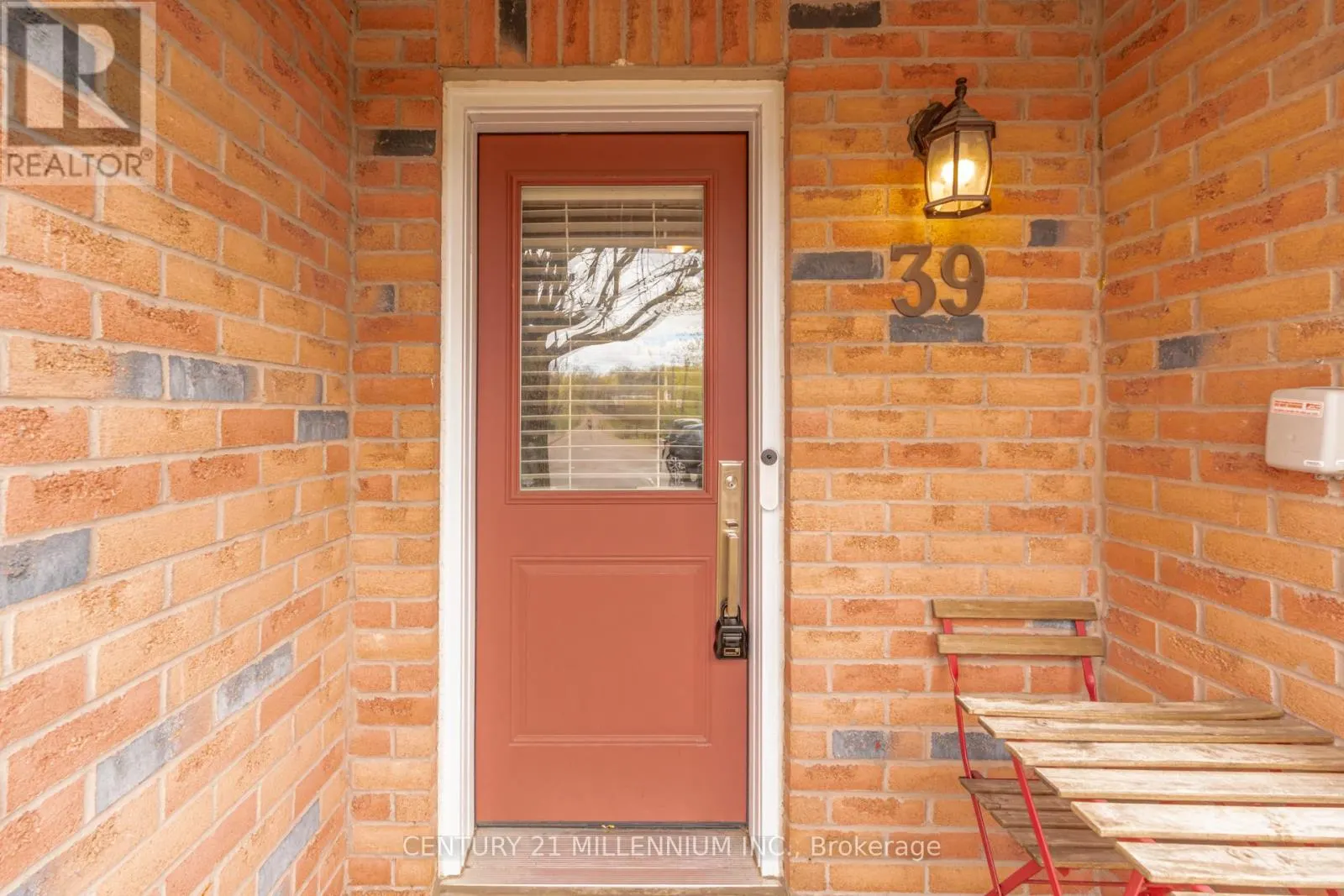 39 - 7190 ATWOOD LANE