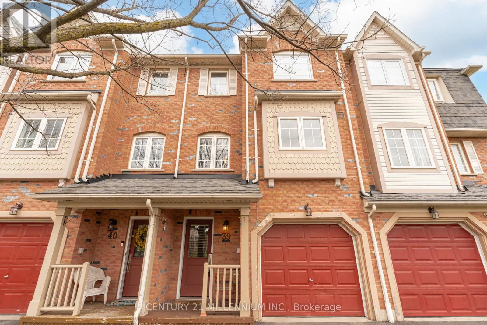 39 - 7190 ATWOOD LANE