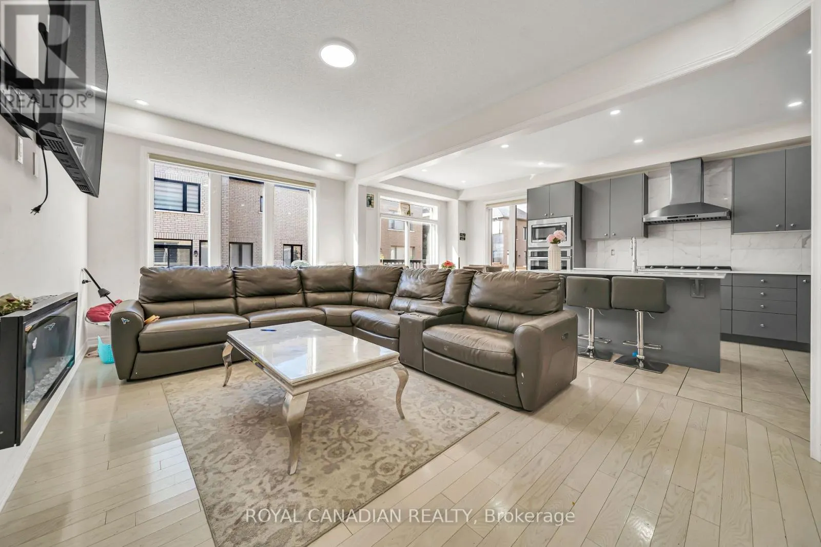 33 BACHELOR STREET