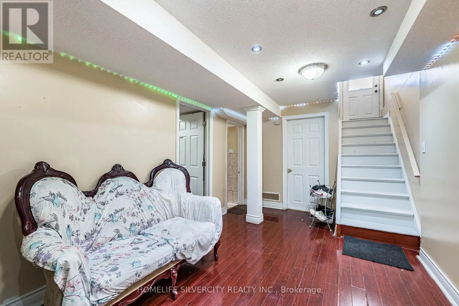 7 SHADYRIDGE ROAD