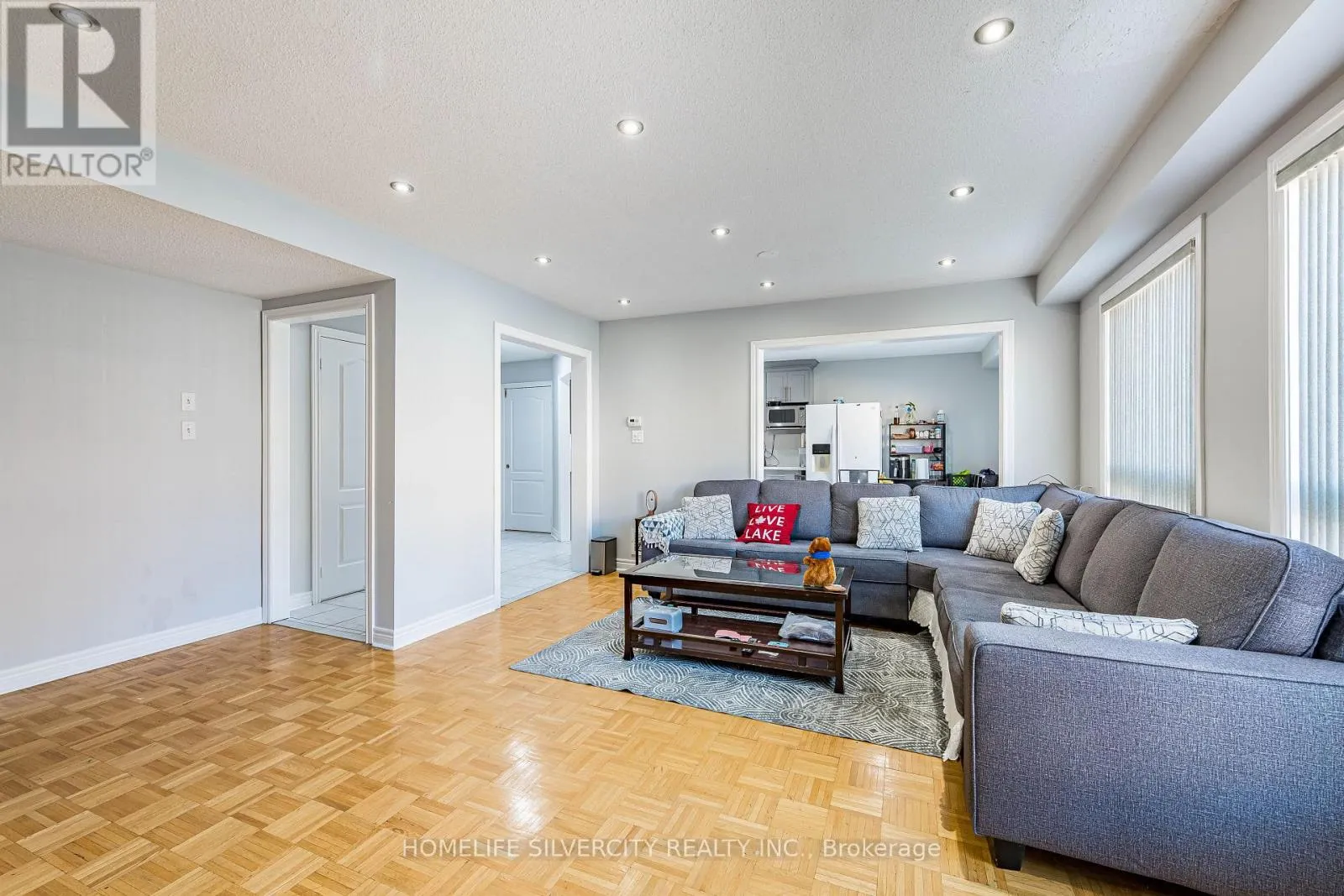 7 SHADYRIDGE ROAD
