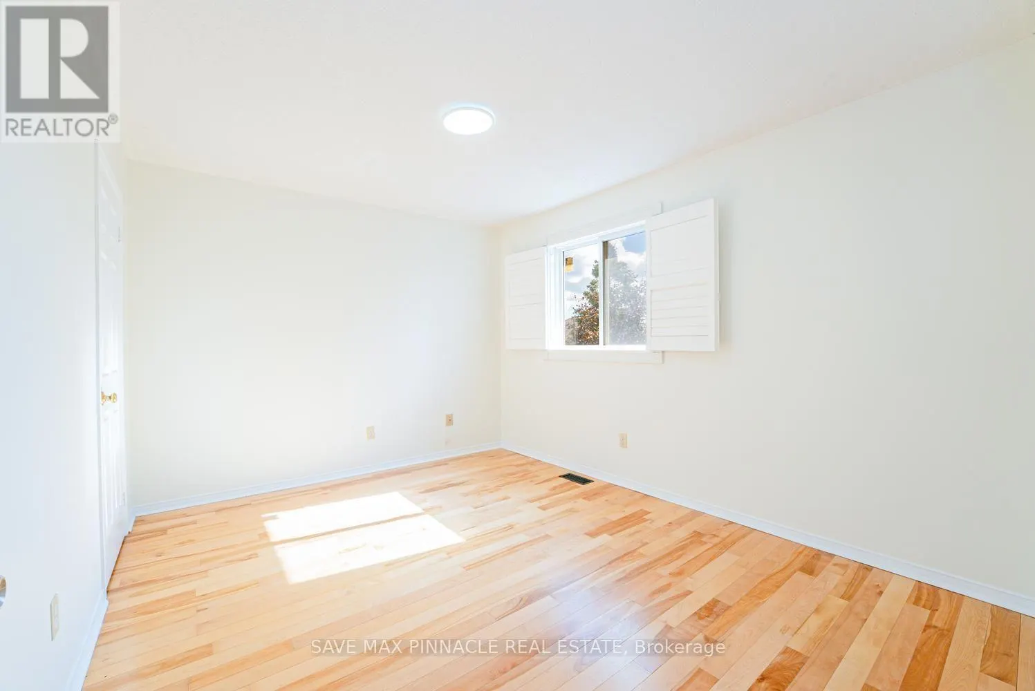 3118 SHADETREE DRIVE