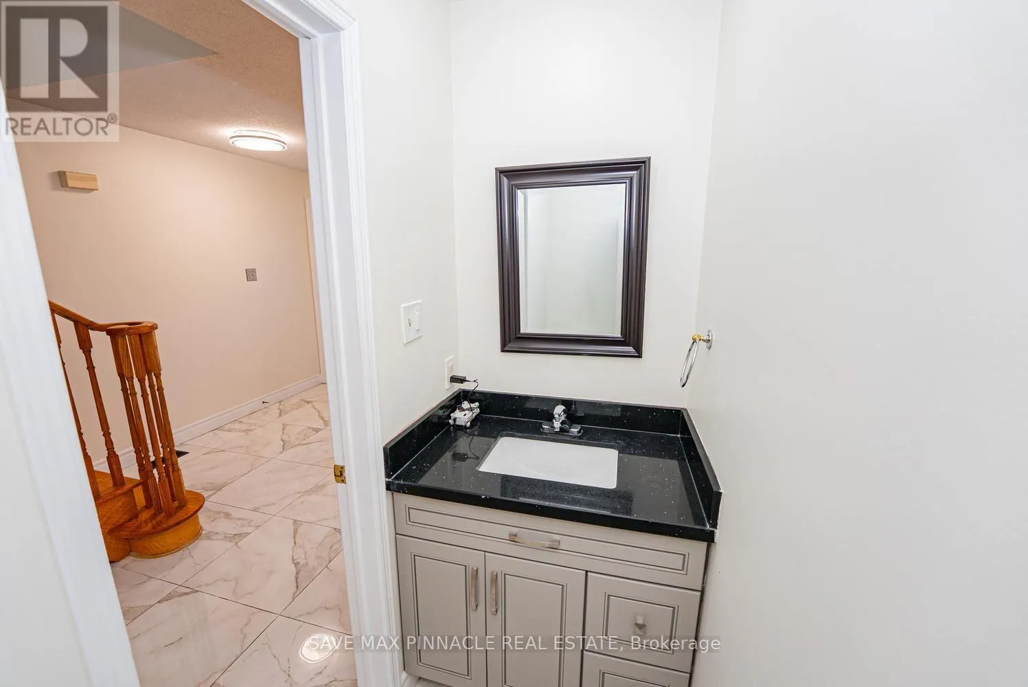 3118 SHADETREE DRIVE