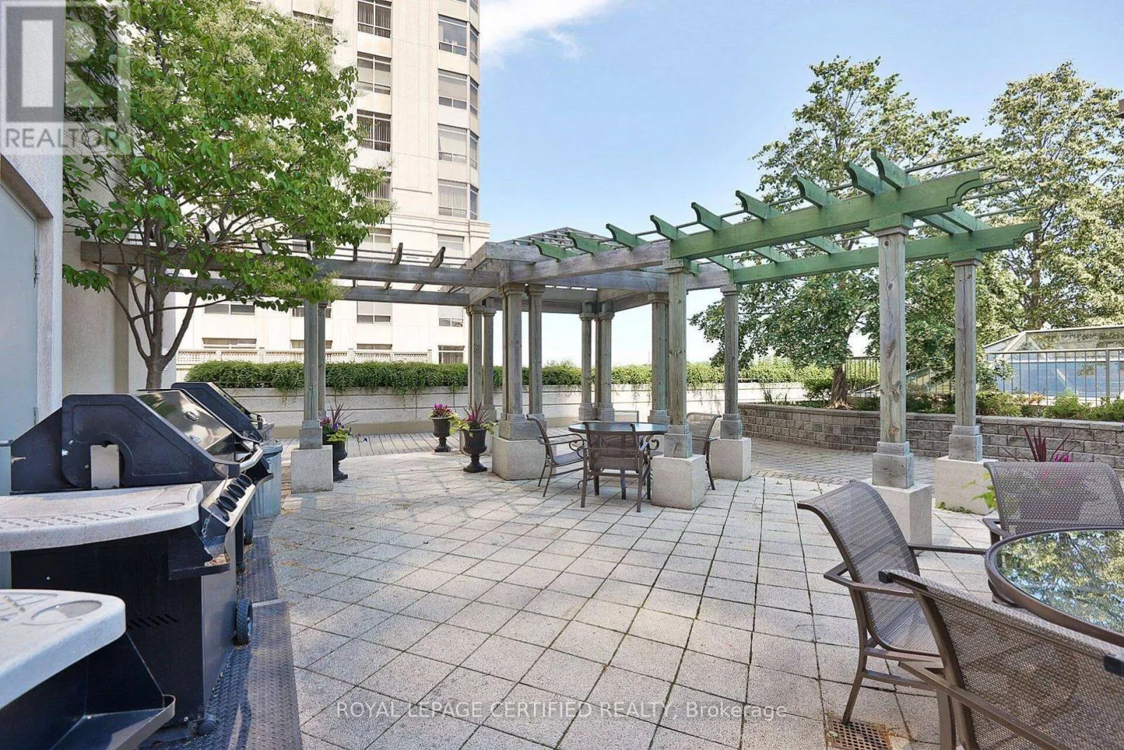 507 - 35 KINGSBRIDGE GARDEN CIRCLE