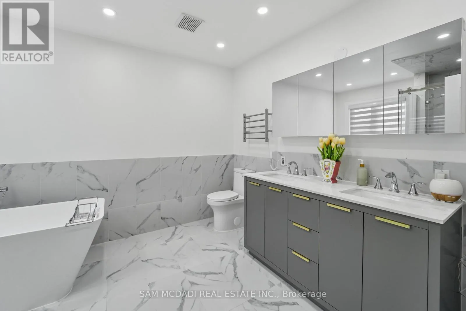 3071 BAYBERRY DRIVE
