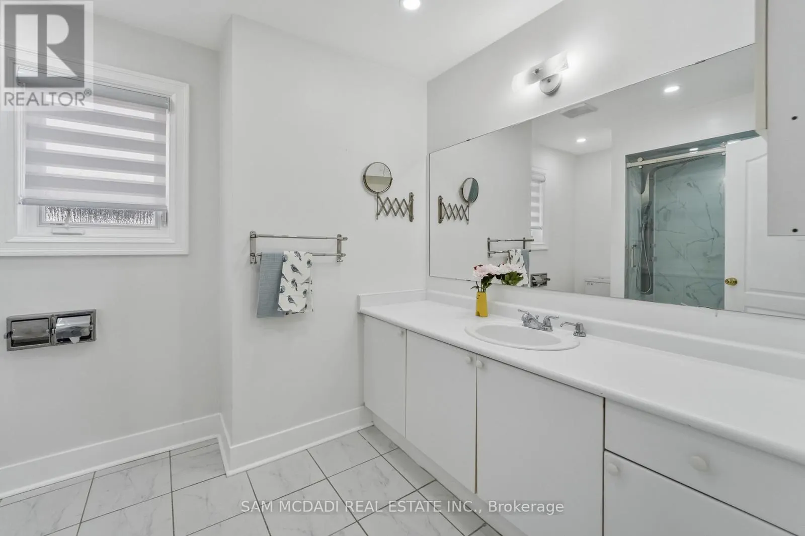 3071 BAYBERRY DRIVE