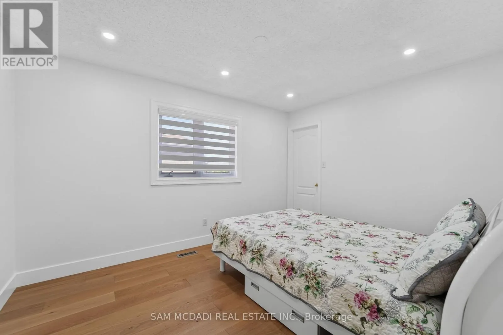3071 BAYBERRY DRIVE