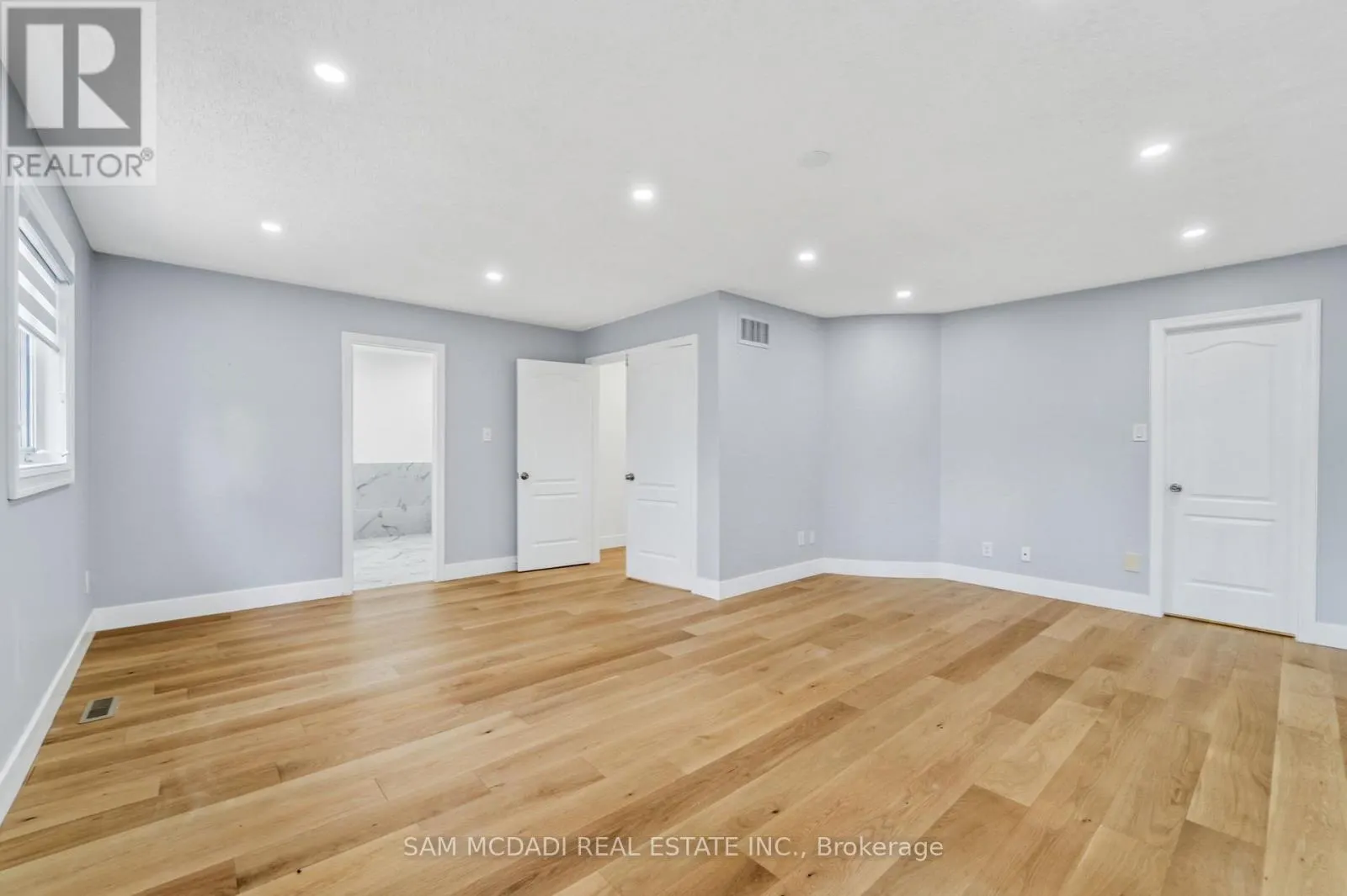 3071 BAYBERRY DRIVE