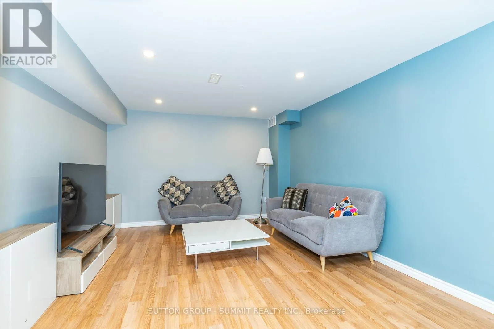 54 - 4055 FOREST RUN AVENUE S
