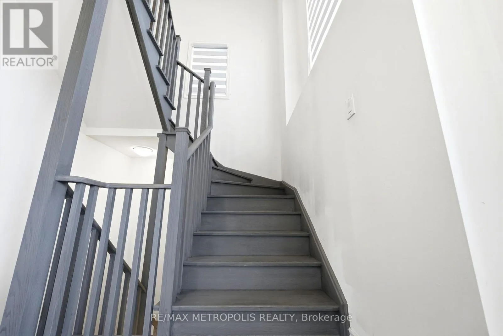 MAIN - 31 ALLEGRO DRIVE