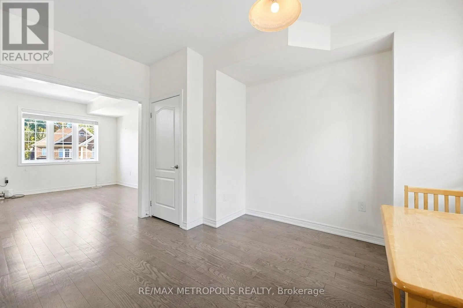 MAIN - 31 ALLEGRO DRIVE