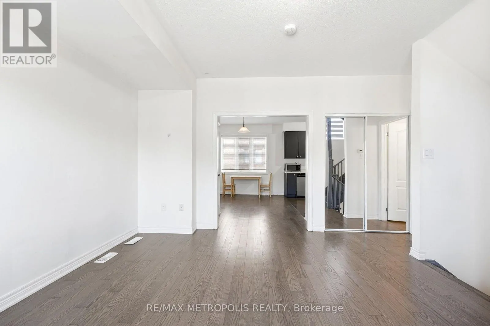 MAIN - 31 ALLEGRO DRIVE