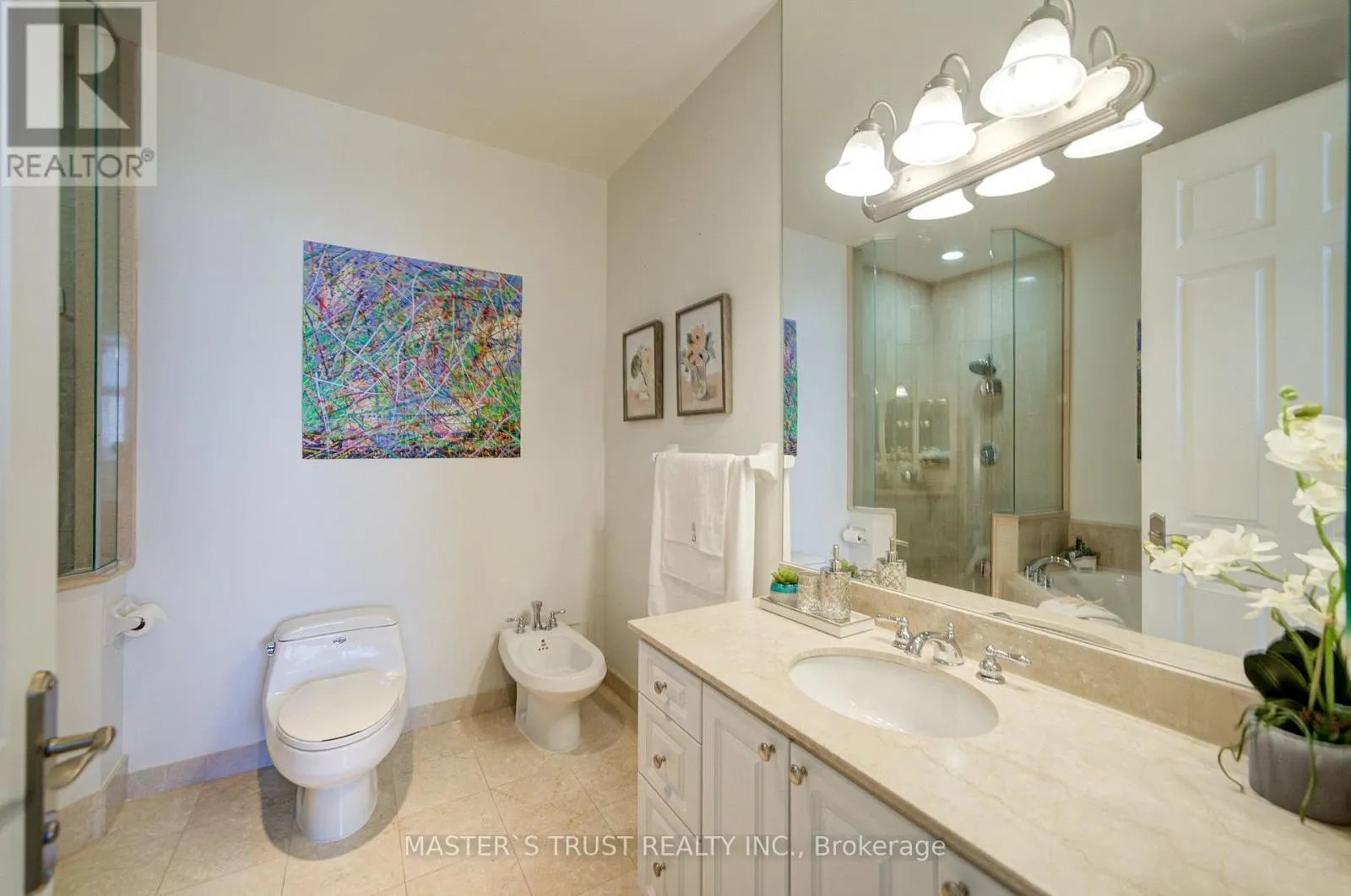 GPH10 - 3880 DUKE OF YORK BOULEVARD