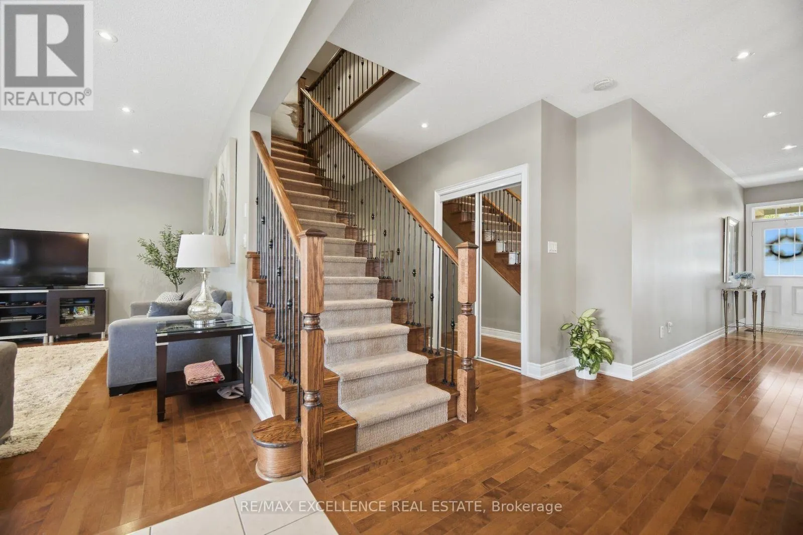 13 SAGE MEADOW CRESCENT
