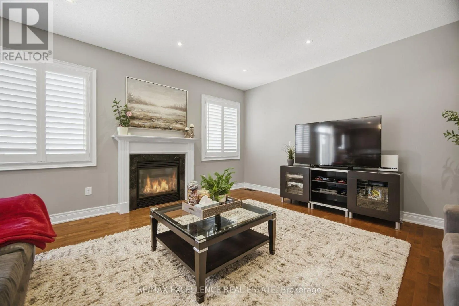 13 SAGE MEADOW CRESCENT
