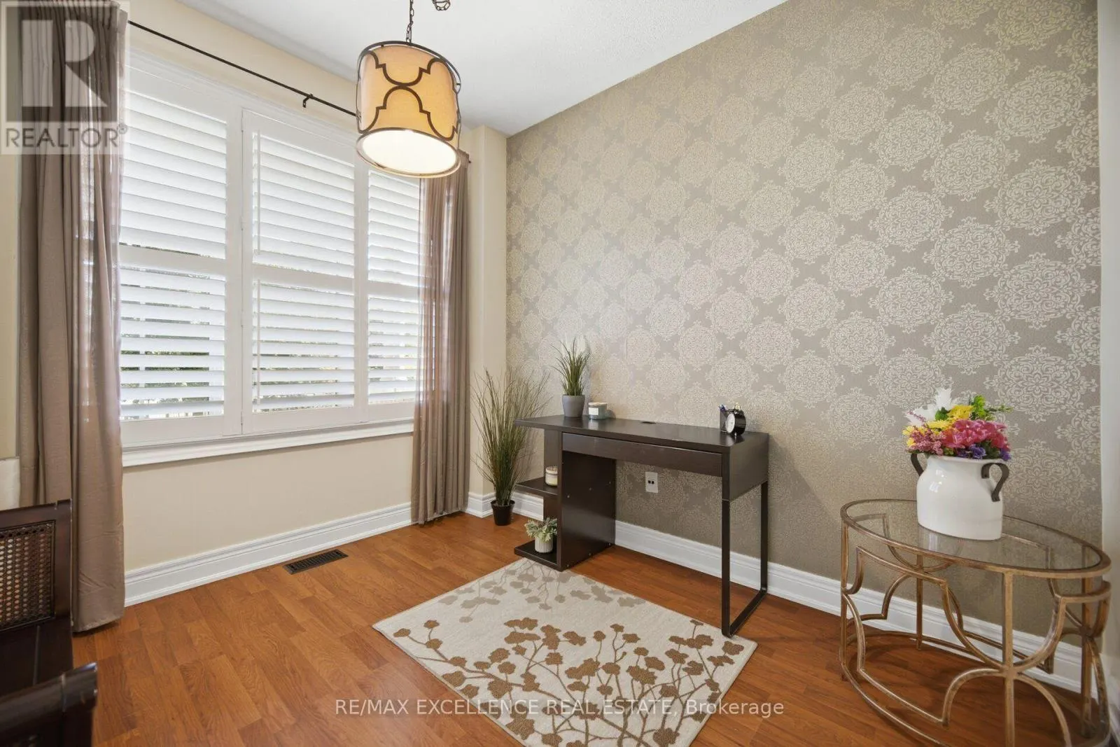 13 SAGE MEADOW CRESCENT
