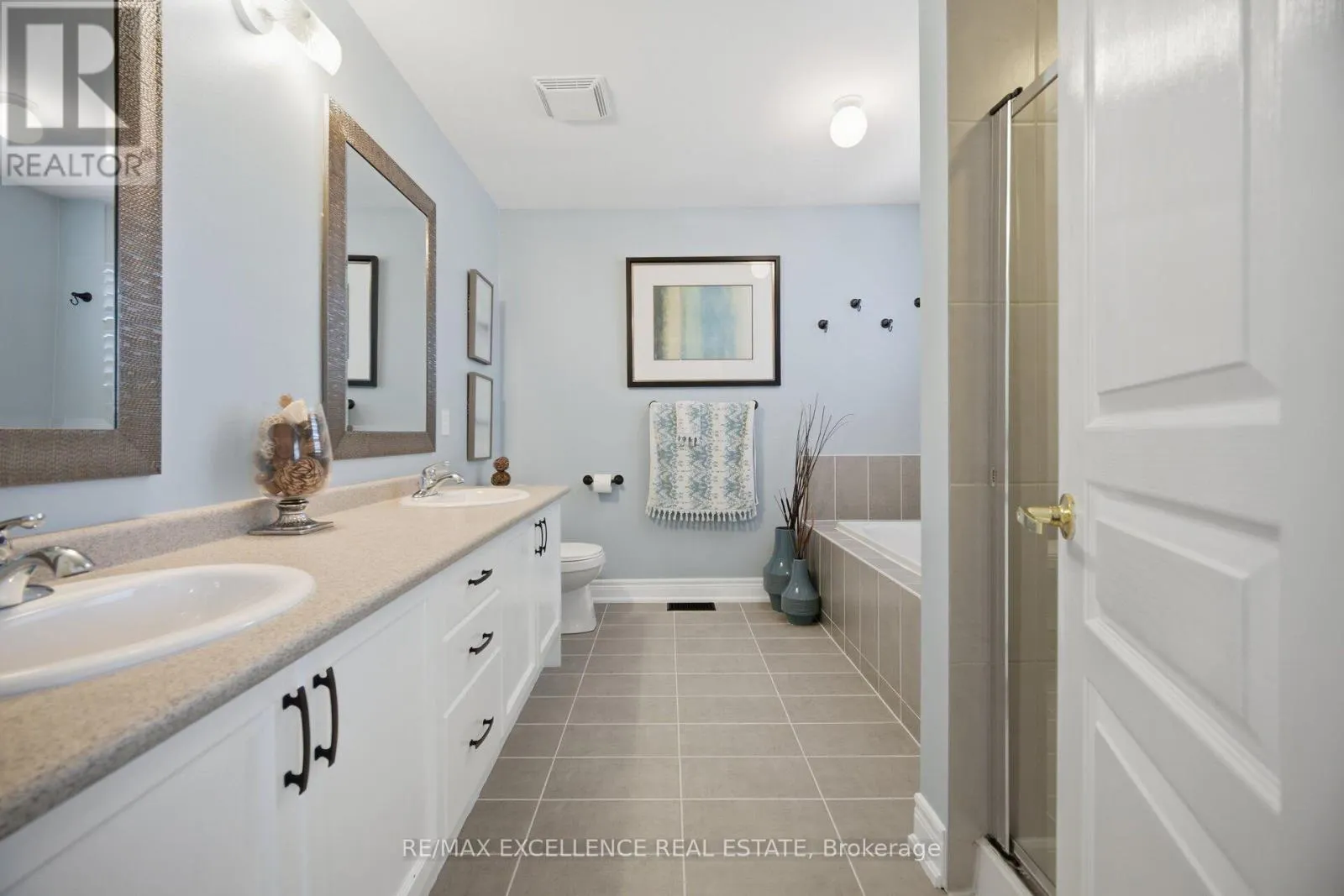 13 SAGE MEADOW CRESCENT