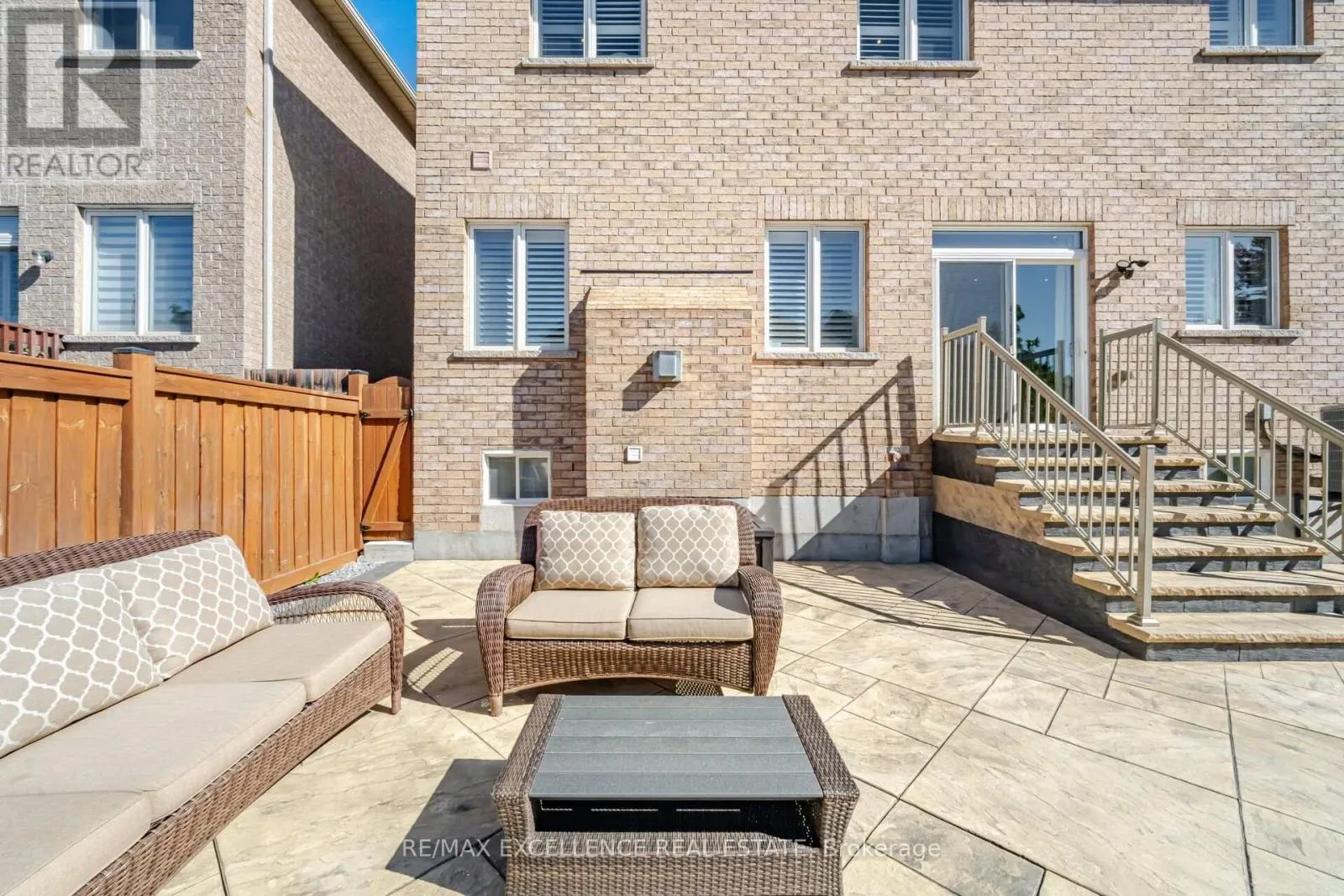 13 SAGE MEADOW CRESCENT