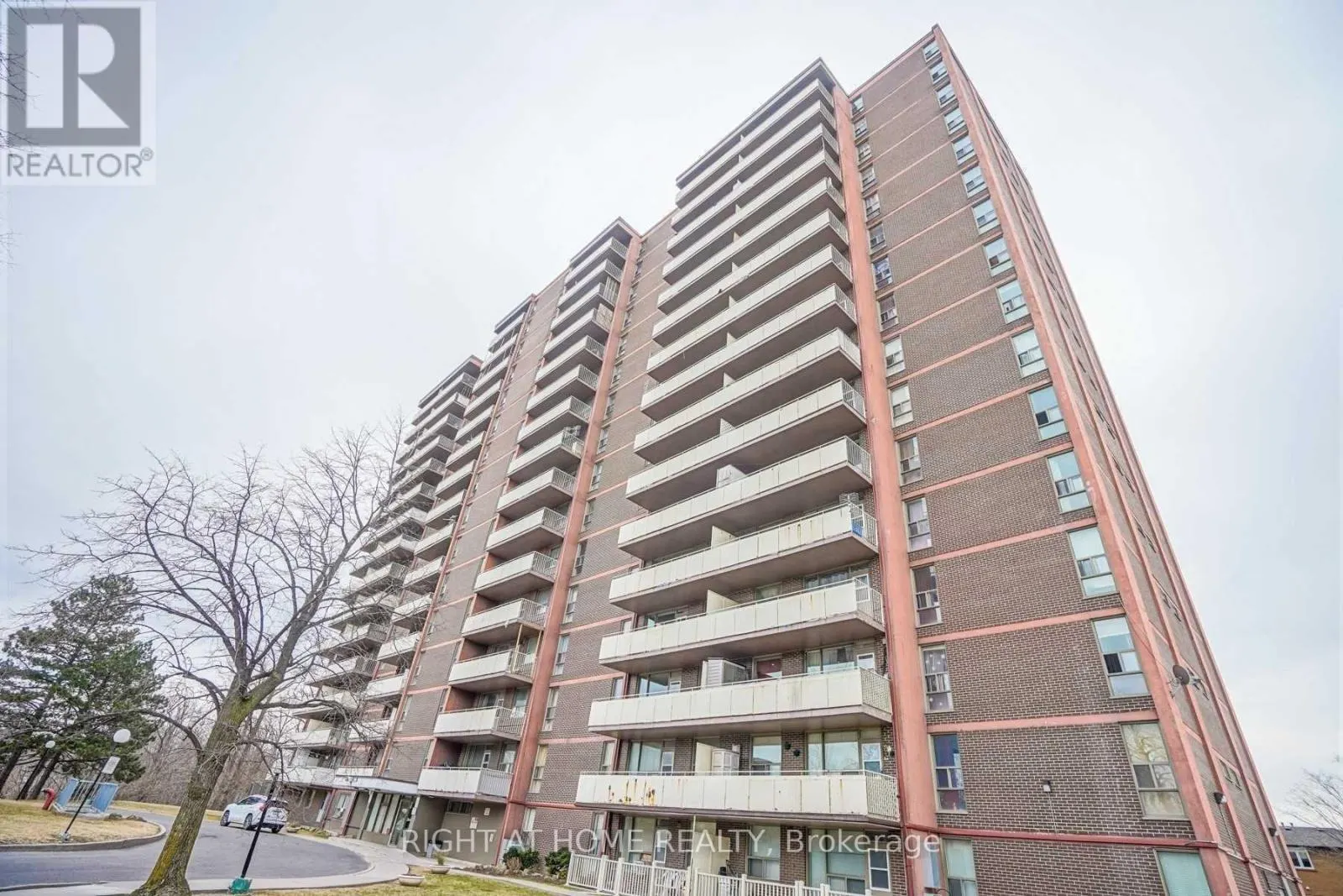 501 - 235 GRANDRAVINE DRIVE