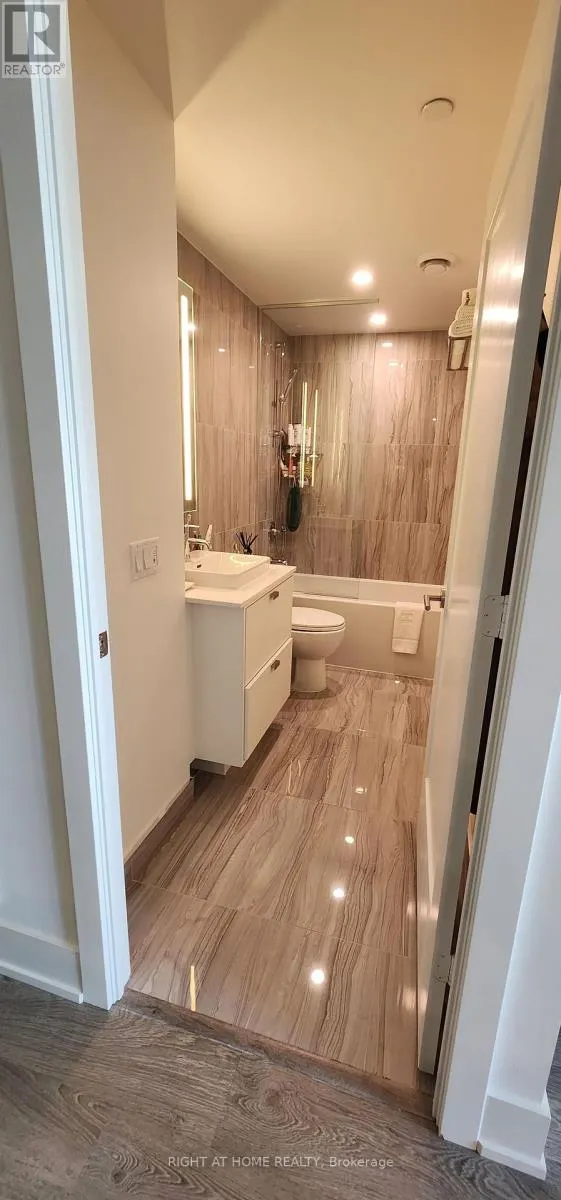 304 - 259 THE KINGSWAY WAY E