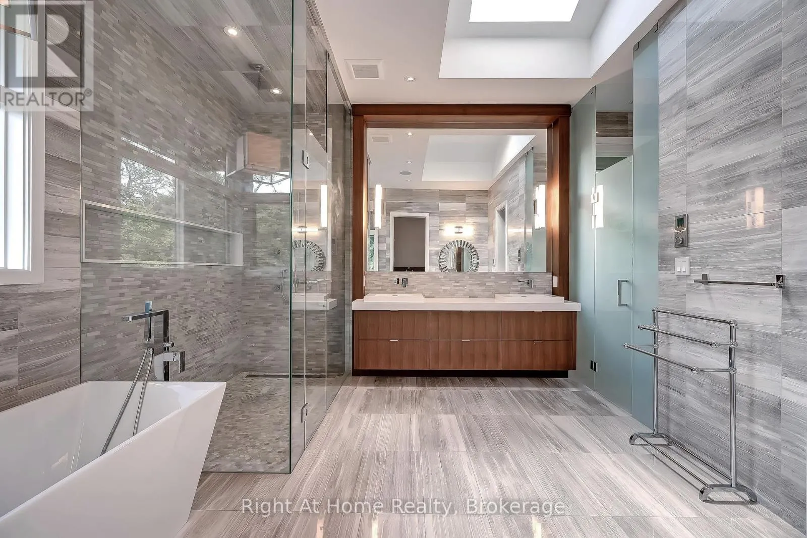 265 MAPLE GROVE DRIVE
