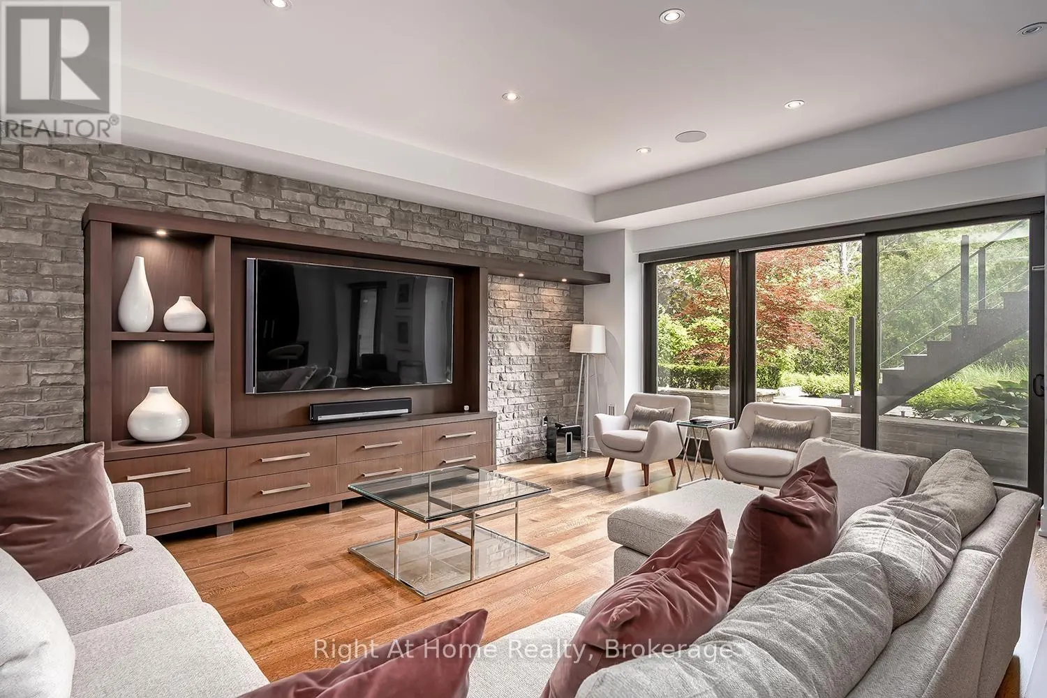 265 MAPLE GROVE DRIVE