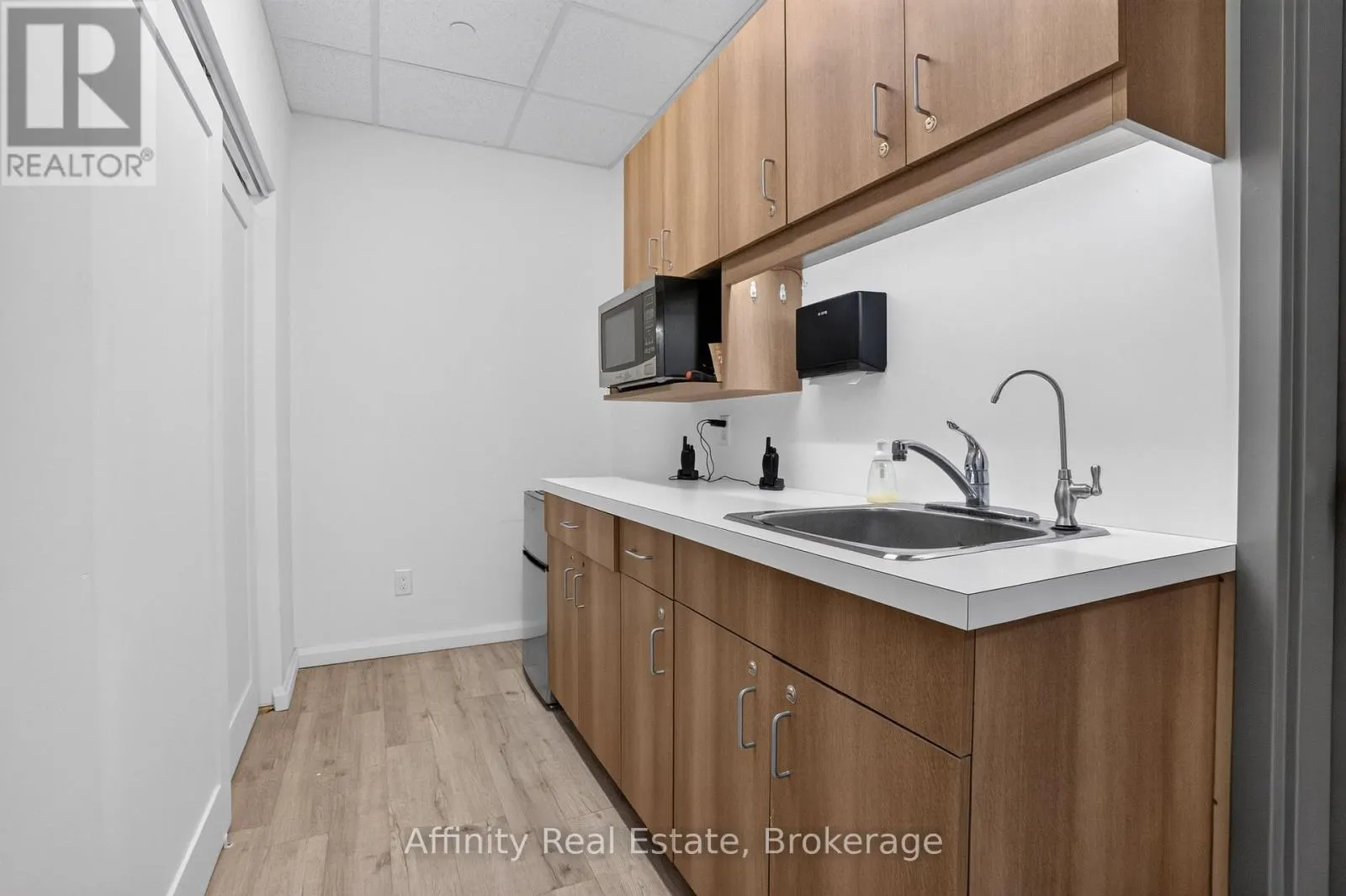 B4 - 1200 BRANT STREET