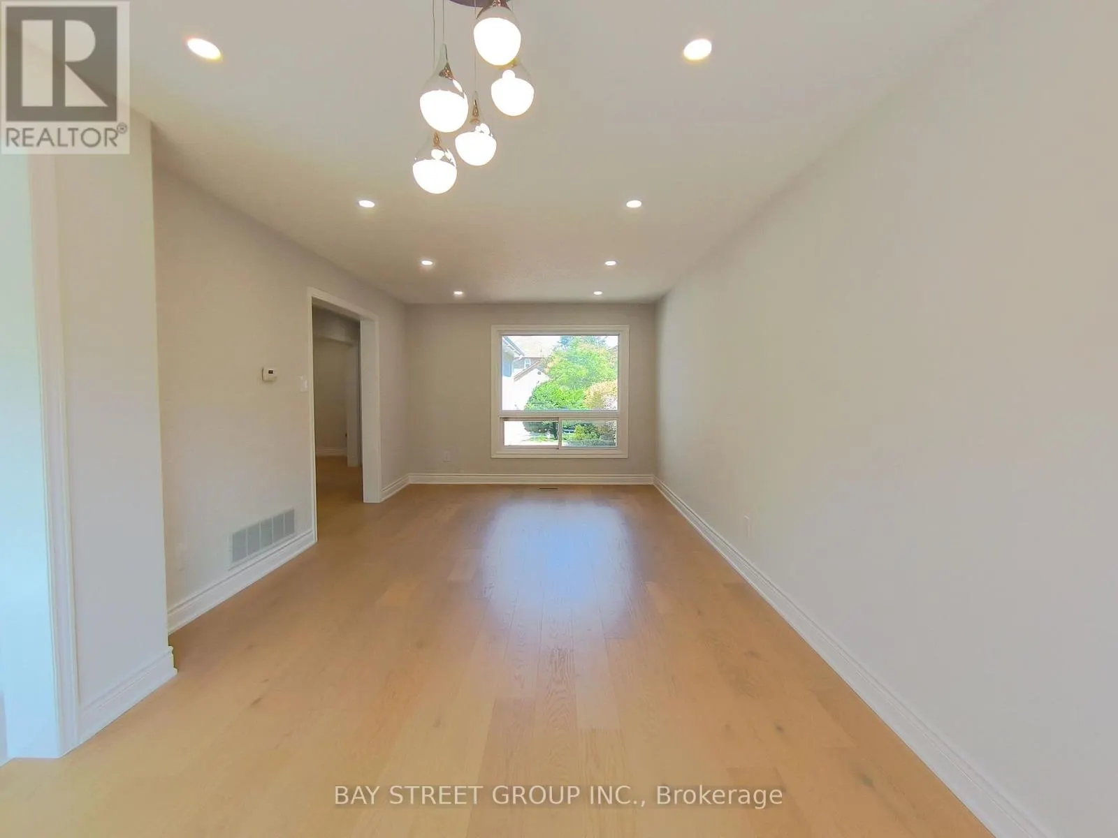 3282 DRAGON DRIVE