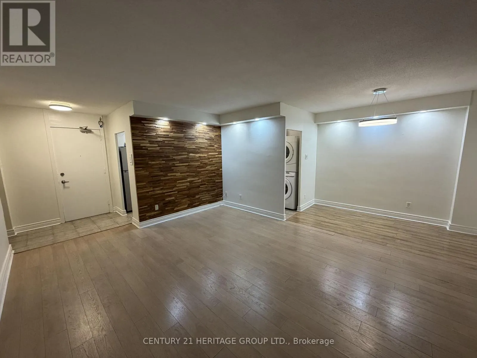 411 - 80 GRANDRAVINE DRIVE
